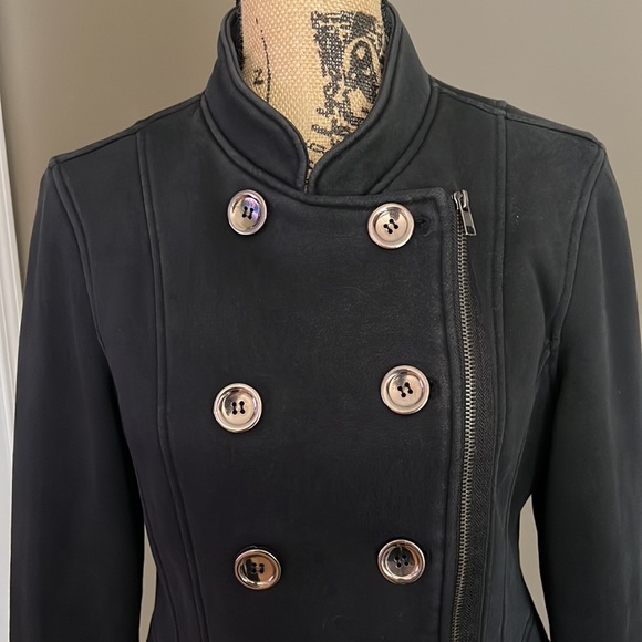 Jacket - Picture 2 of 9